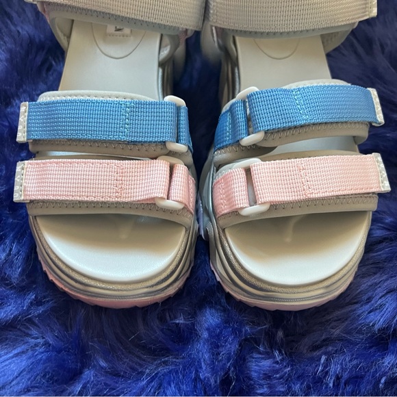 New! STEVE MADDEN Chakra Chunky Platform Sandals - Picture 12 of 15